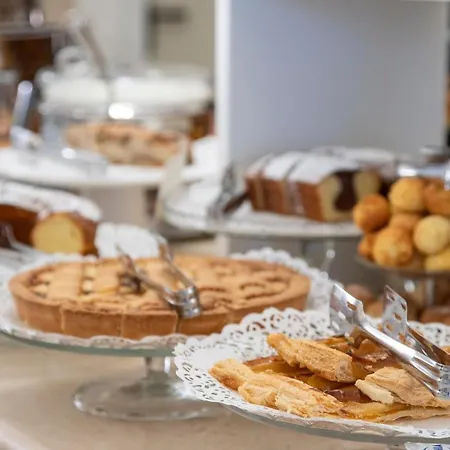 Olimpia 4* Φόρτε ντε Μάρμι