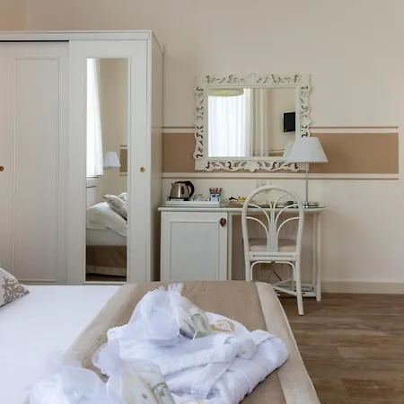 酒店 奥林匹亚酒店 4*