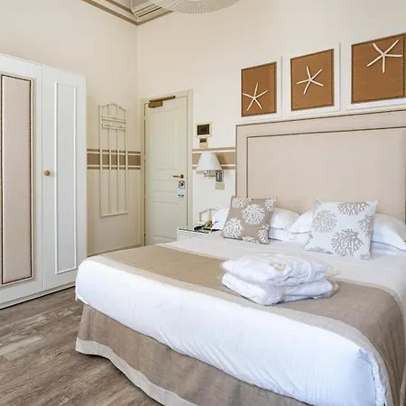 Olimpia Hotel 4*